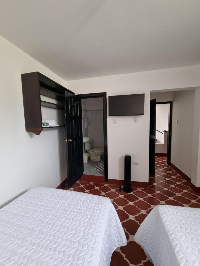 Hotel Casa Capirucho à Antigua Extérieur photo