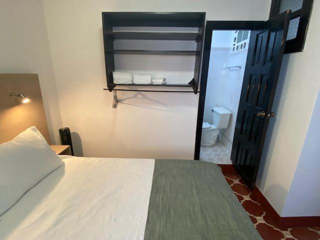 Hotel Casa Capirucho à Antigua Extérieur photo