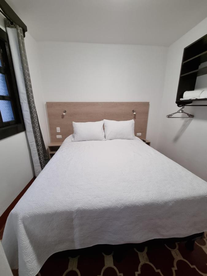 Hotel Casa Capirucho à Antigua Extérieur photo