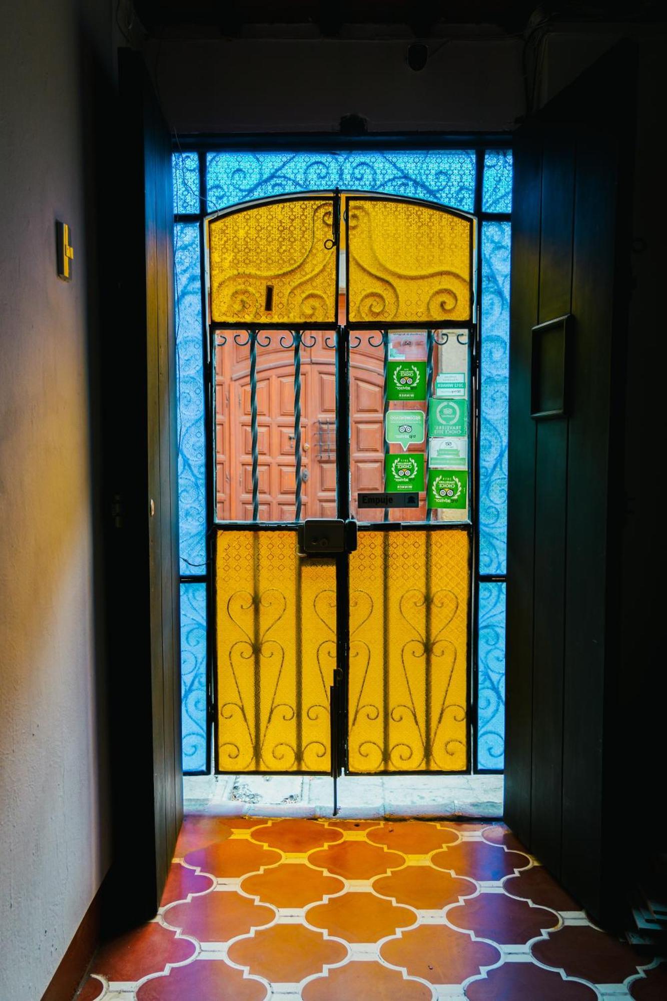 Hotel Casa Capirucho à Antigua Extérieur photo
